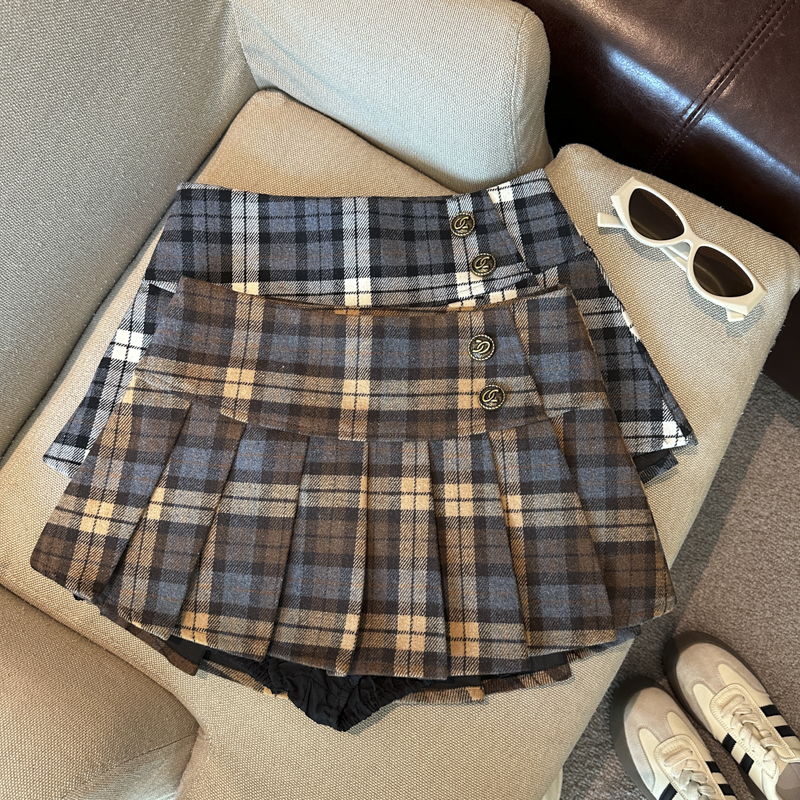 Plaid Pleated A-Line Mini Skirt with Buttons for Women – Style a70189