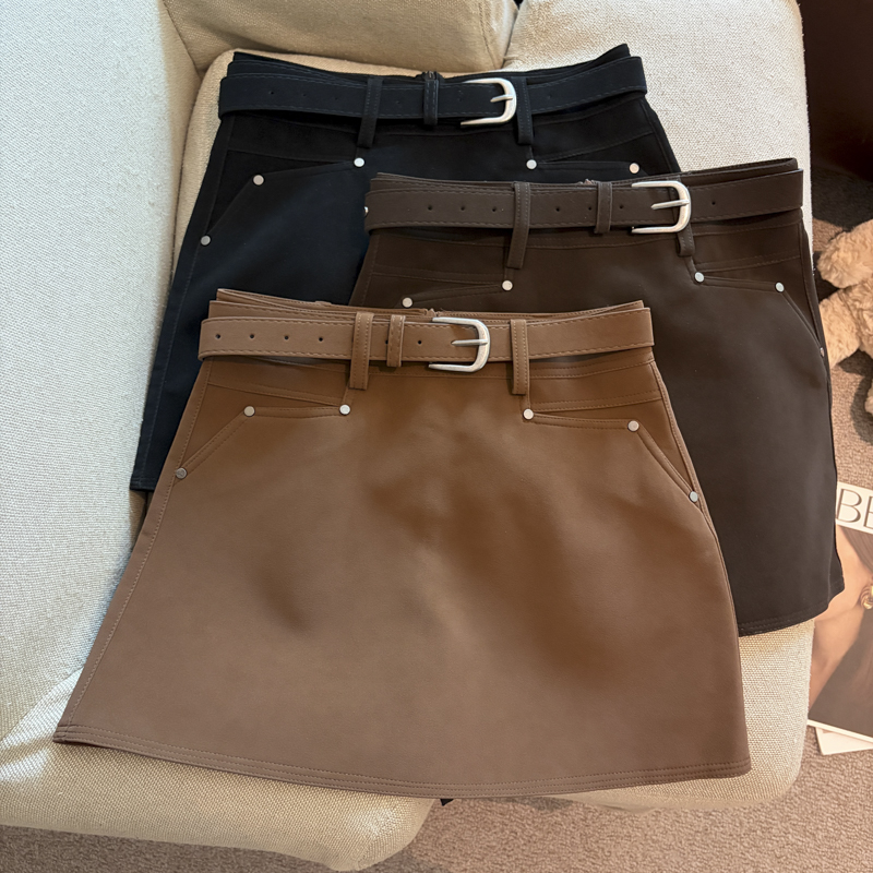 2026 Autumn Winter Korean Style Commuter PU Leather Skirt Women High Waist Solid Color Short A-Line Bodycon Skirt with Belt