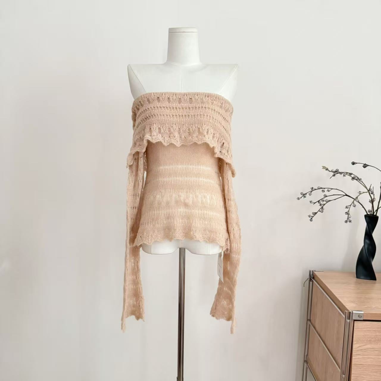 YOLI Zhang Youli Sunset Love Letter Orange One-Shoulder Knit Top Women Autumn Design Slimming Cutout Top