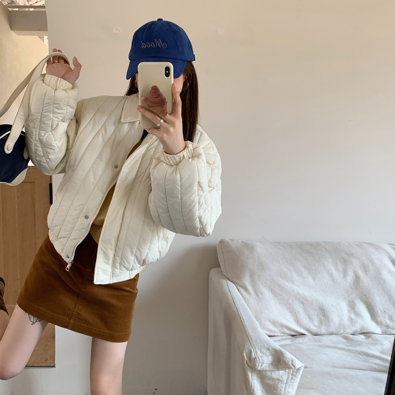 Women's Korean Style Lightweight Cotton Padded Jacket with Woven Label Striped Texture and Turn-Down Collar - Image 5